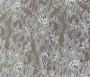 44633-01 Chantilly Lace-White