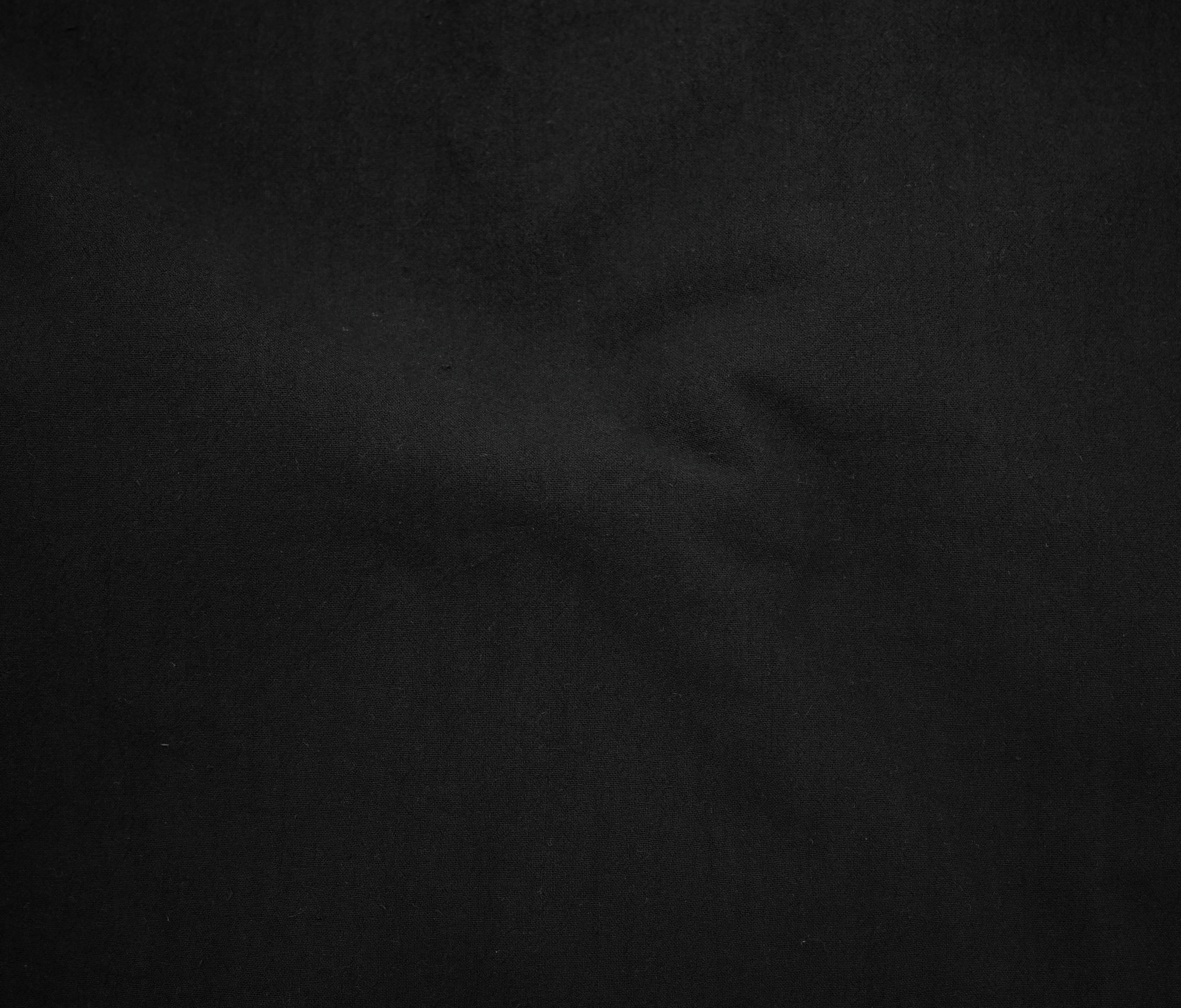 Black (02)