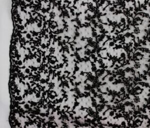 46196-02 Broderie Florale Murmure-Noir