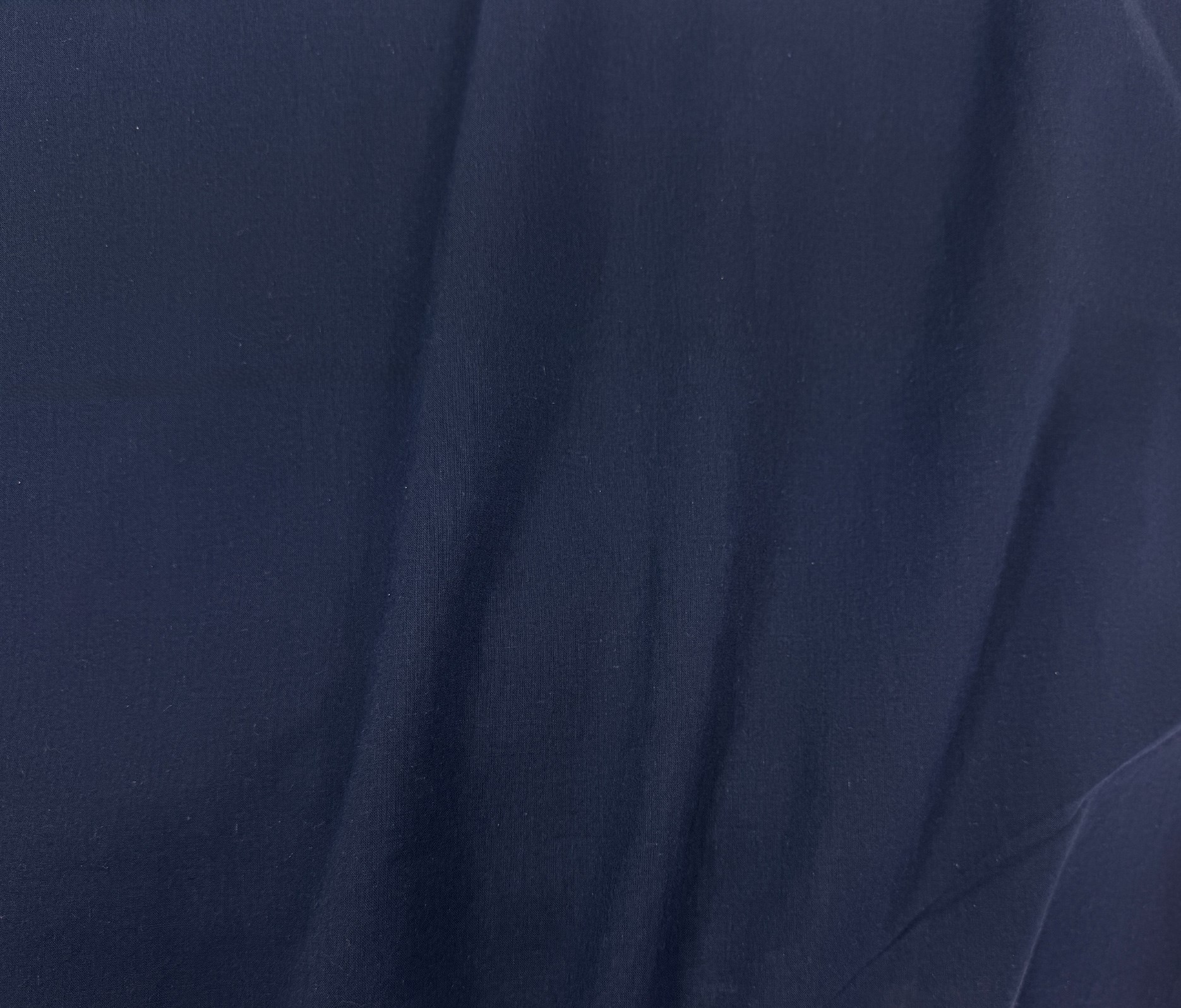 (04)