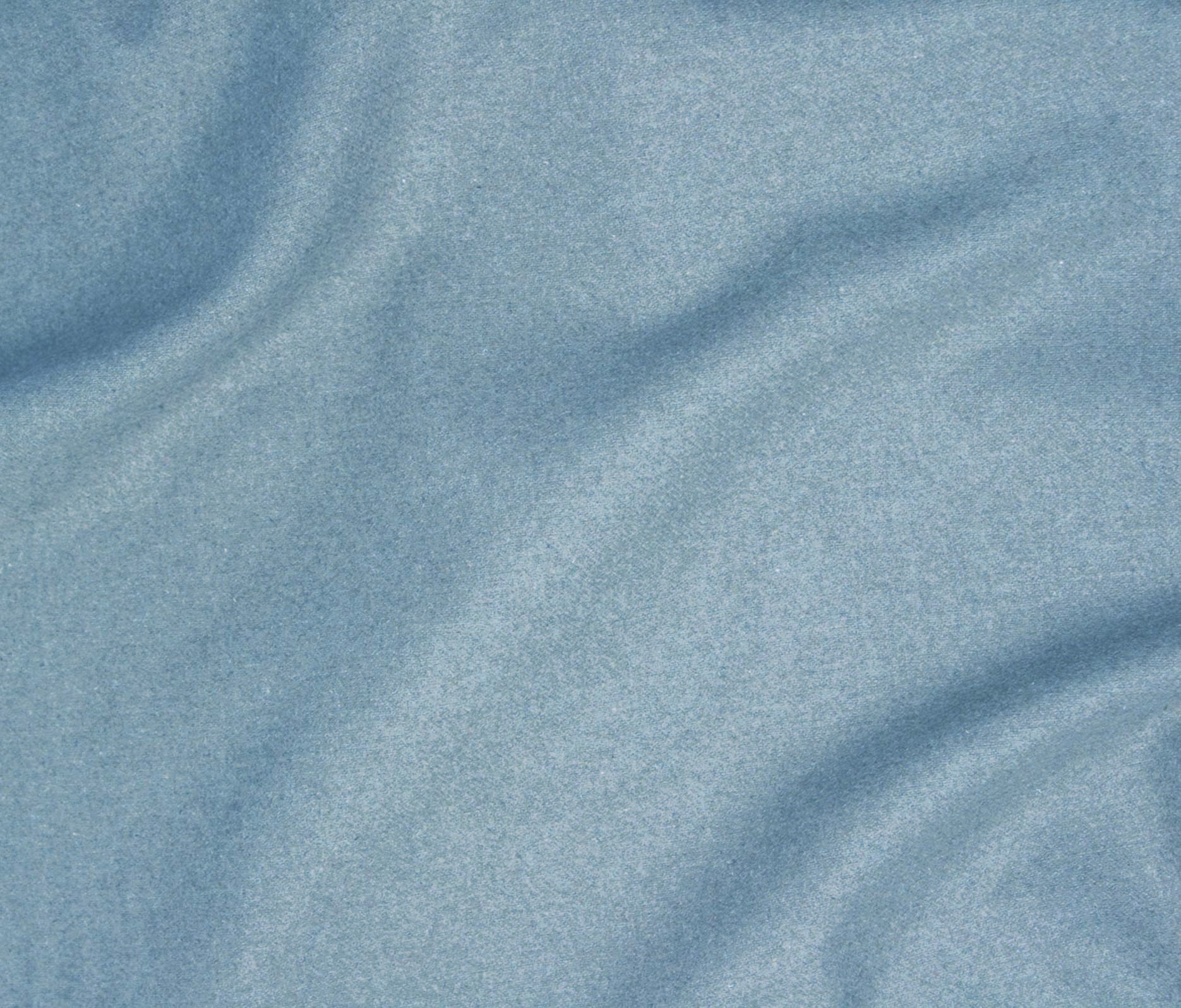 Chalk Blue (09)