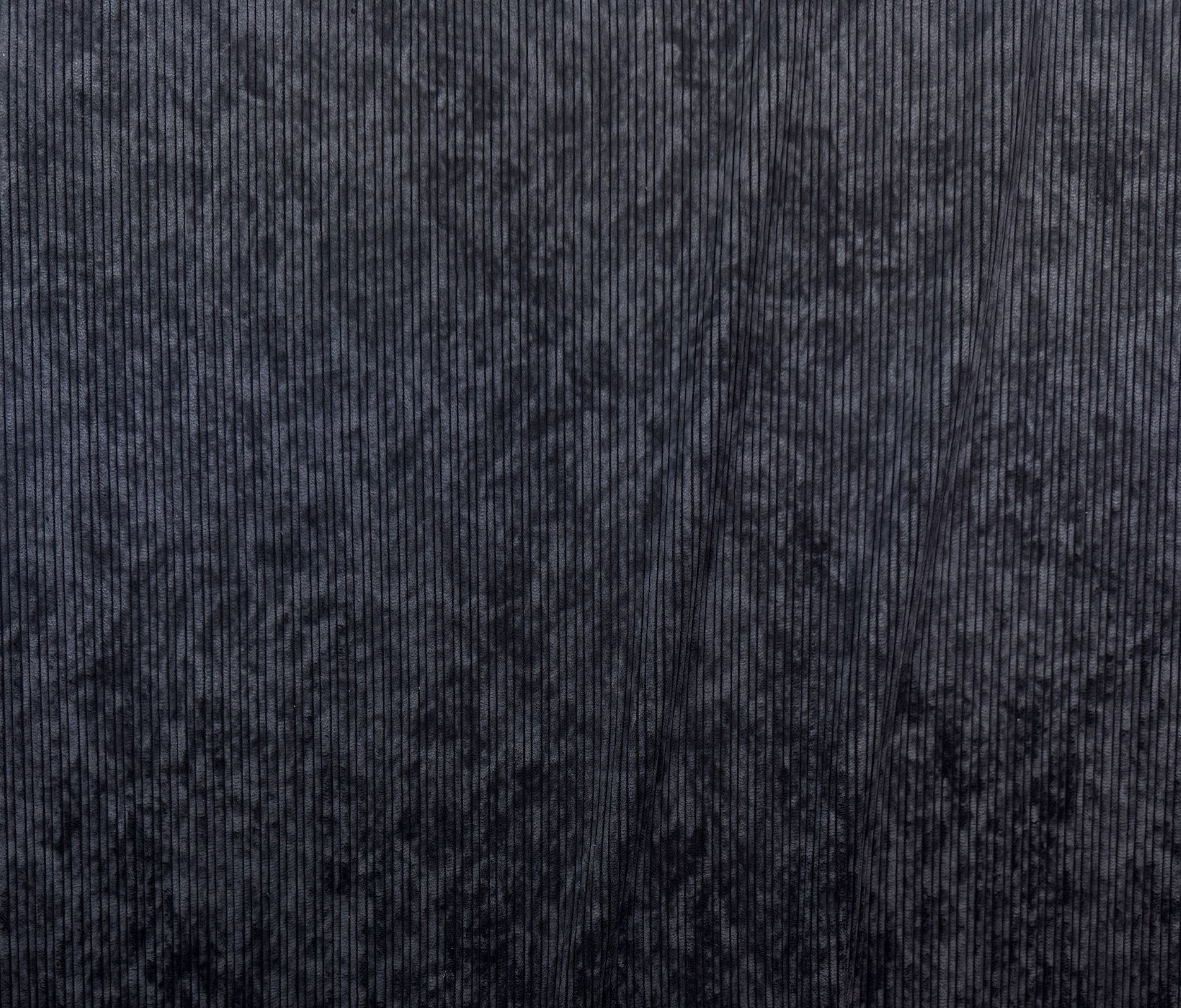 Black (02)