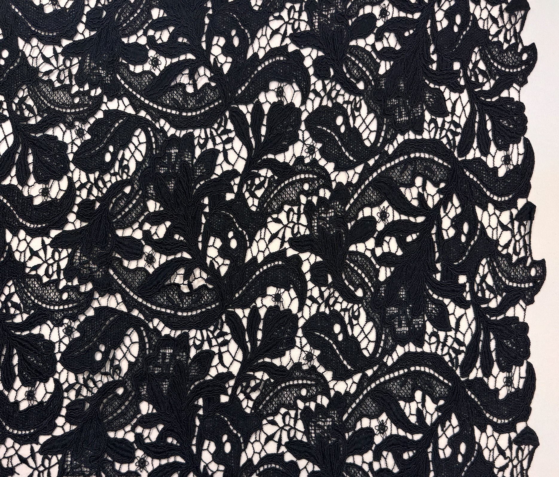 Black (02)