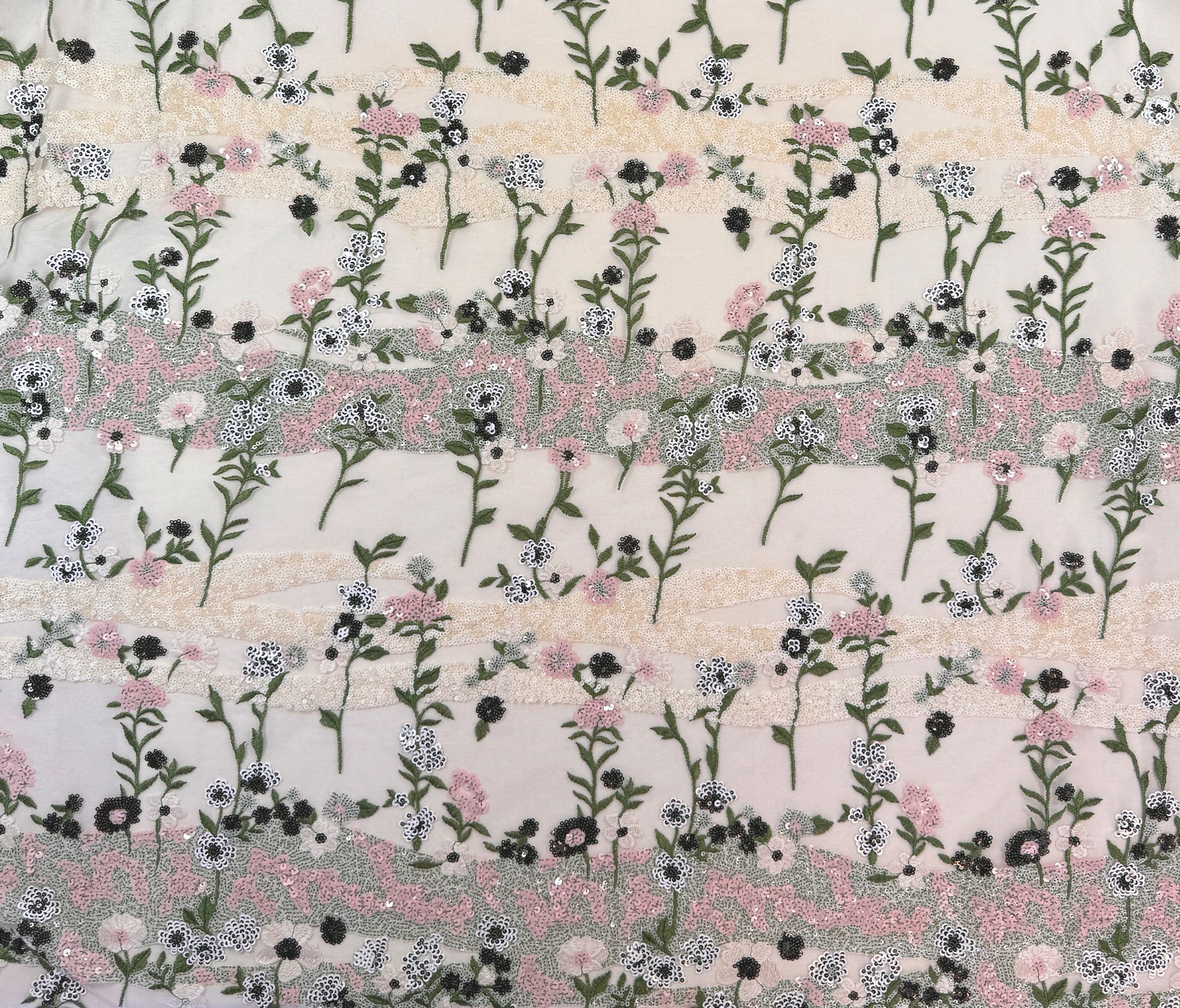Ivory/Pink (01)