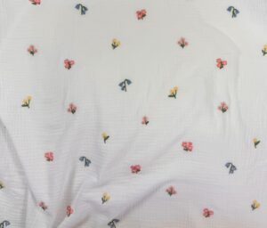 47207-01 Cottage Bloom-White