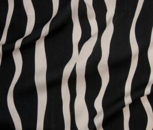46109-02 Gauguin Slub Prt-Black/Off White