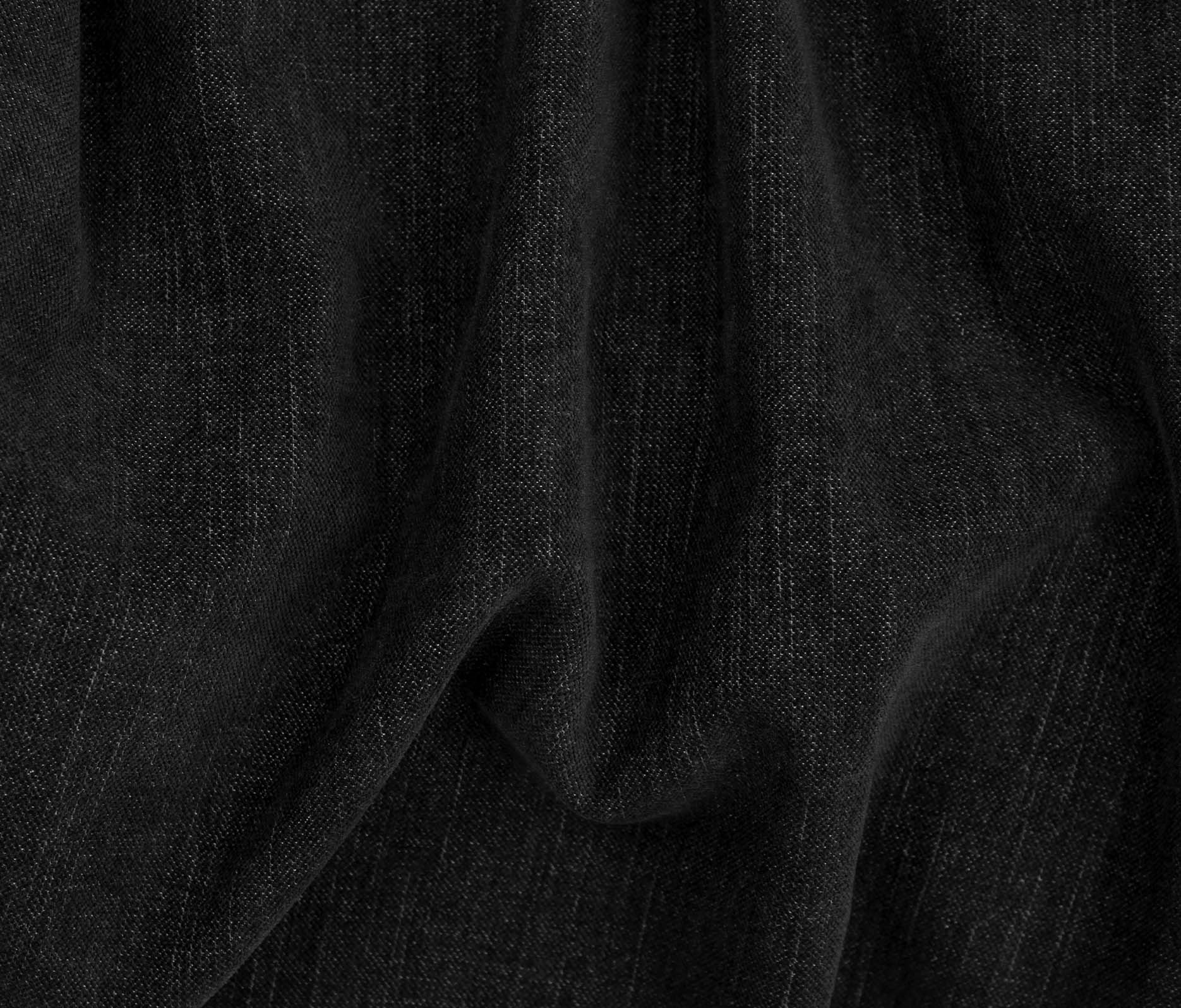 Black (02)