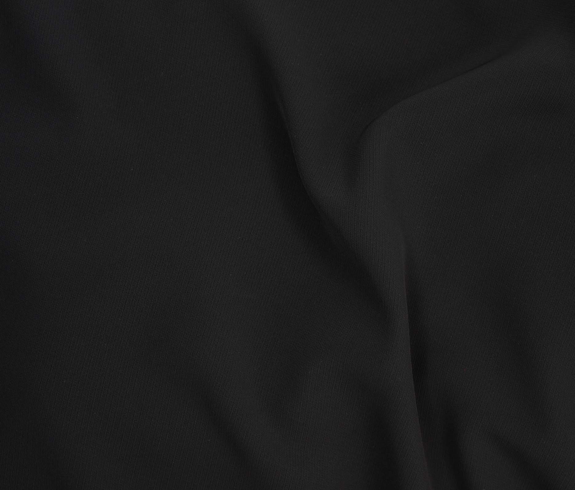 Black (02)