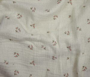 47551-08 Heirloom Blooms Double Gauze-Ivory/Pink