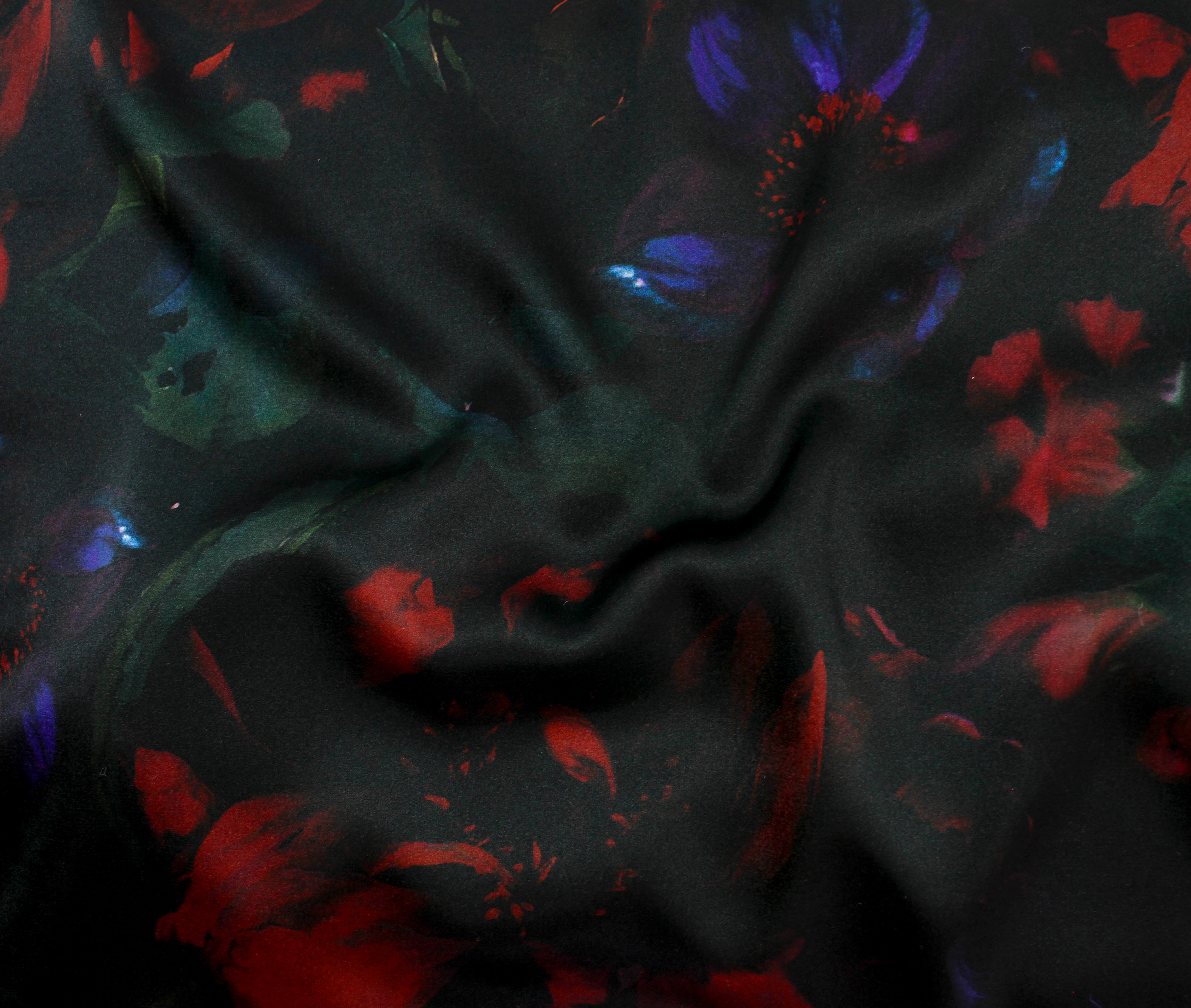 47587-01 Digital Selene Satin Prt-Black/Multi